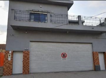 Local comercial · 352m² · Local en Venta con Vivienda
