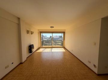 Departamento · 66m² · 3 Ambientes · Venta Departamento de 2 Dorm. Centro Venado