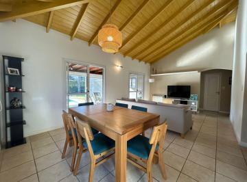 Casa · 85m² · 4 Ambientes · 3 Cocheras · Casa en Venta - Barrio Cerrado La Candela Pilar Oportunidad - Apto Credito!