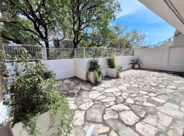 Casa · 300m² · 5 Ambientes · Casa en Alquiler Barrio Parque