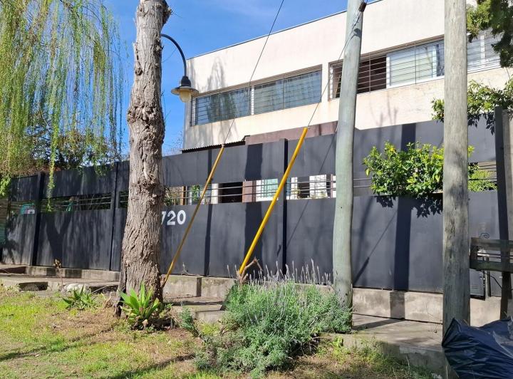 Casa · 179m² · 4 Ambientes · 1 Cochera