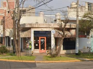 Local comercial · 60m² · 3 Ambientes · Venta Local en PH en Esquina + Espacio Aéreo Propio – Villa Bosch