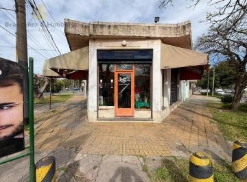 Local comercial · 60m² · 3 Ambientes · Venta Local en PH en Esquina + Espacio Aéreo Propio – Villa Bosch