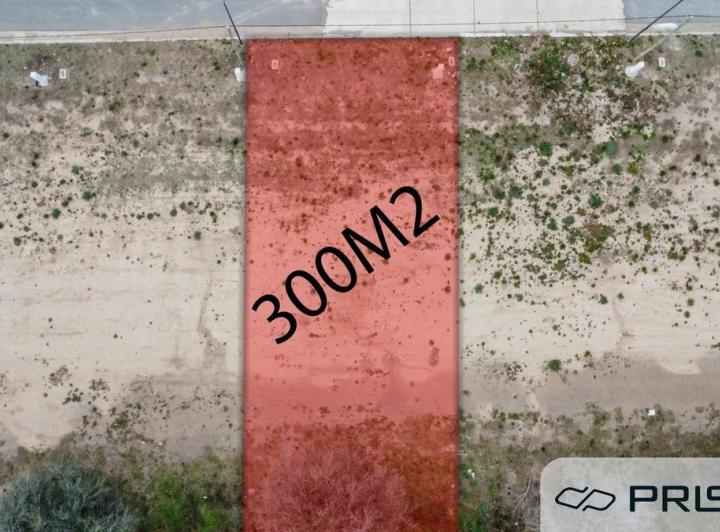 Terreno · 300m²