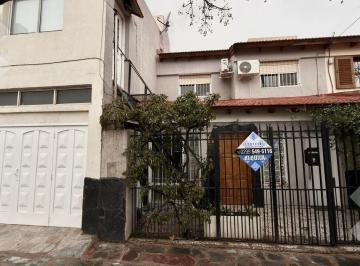 Casa · 160m² · 5 Ambientes · 1 Cochera · Alquiler Casa 3 Dorm Neuquen Capital Canal V