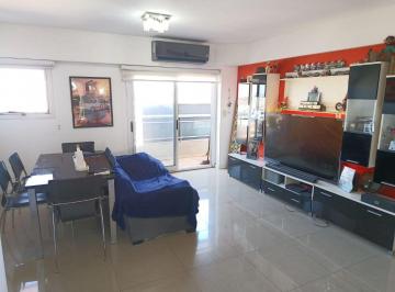 Departamento de 4 ambientes, Avellaneda · Venta Departamento 4 Ambientes con Terraza Propia y Cochera Doble Apto Crédito