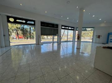 Local comercial · 320m² · 4 Cocheras · Local Colectora Acceso Oeste en Esquina - Ituzaingó - Ituzaingó Norte