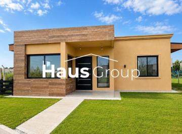 Casa de 5 ambientes, Ezeiza · Casa en Venta San Felipe Canning