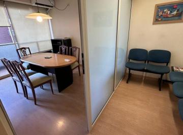 Oficina comercial de 3 ambientes, Tribunales · Oficina en Alquiler C/ Balcón - Tribunales