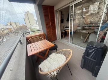 Departamento · 69m² · 3 Ambientes · 1 Cochera · Departamento en Venta de 3 Amb Al Fente con Cochera