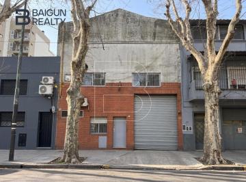 Depósito · 497m² · 10 Ambientes · 1 Cochera · Deposito en Alquiler, Zona Parque Cha