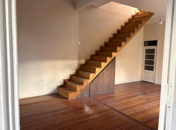 PH · 125m² · 3 Ambientes · 1 Cochera · PH - Alquiler - Agronomia - 3 Amb C/escritorio - Quincho C/parrilla - Cochera