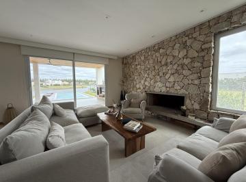 Casa · 306m² · 7 Ambientes · 4 Cocheras · Casa a Estrenar a La Venta, 7 Ambiente, Frente Al Lago, San Matías