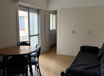 Departamento · 70m² · 3 Ambientes · Departamento en Alquiler - 2 Dorm. 1 Baño - 98 m - Lomas de Zamora (Partido)