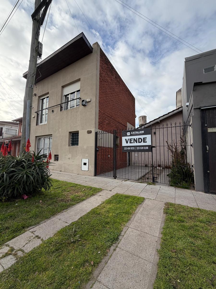 Excelente ph 3 ambientes con entrada de auto en venta en barrio martillo