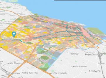 Casa · 225m² · 1 Cochera · Terreno Amplio con Construcción a Refaccionar – en Venta - Vélez Sarsfield