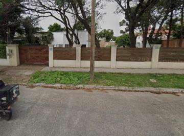 Terreno · 1541m² · Terreno Apto Uso Unifamiliar o a Porton Cerrado - Bella Vista - Oportunidad de Inversion