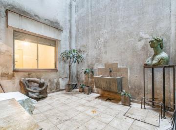 Departamento · 83m² · 4 Ambientes · 3 Dormit y Depend en Planta Baja con Patio a Dos Calles - a Reciclar