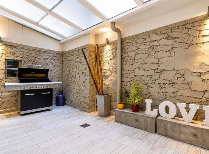 Departamento · 165m² · 6 Ambientes · 1 Cochera