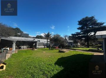Terreno · 1992m² · Terreno con Tres Casas a Demoler Ideal