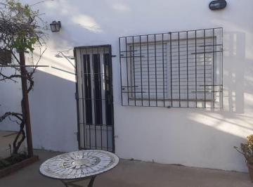 Casa de 2 ambientes, San Lorenzo · Departamento Interno Centrico Una Habitacion Ciudad de San Lorenzo
