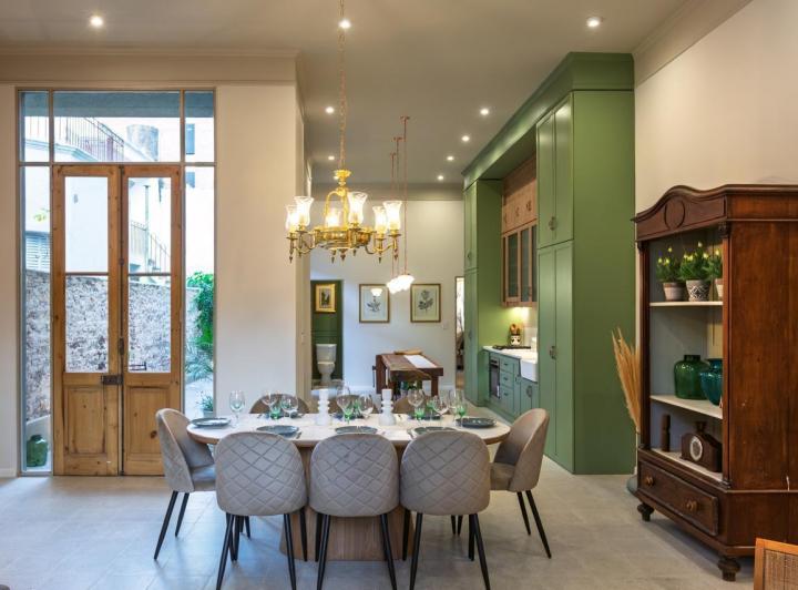 Casa · 151m² · 6 Ambientes · 1 Cochera