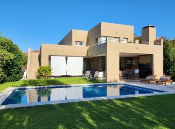 Casa · 280m² · 6 Ambientes · 3 Cocheras · Casa Al Lago en Alquiler Temporal - San Francisco Villanueva