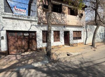 Casa de 5 ambientes, Ciudad de Mendoza · Callejón Pardo Entre Rioja y Salta