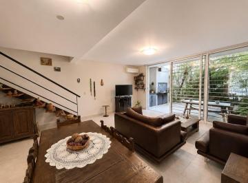 PH · 136m² · 4 Ambientes · 1 Cochera · Venta PH 4 Ambientes Chacarita