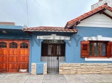 Casa · 104m² · 4 Ambientes · 1 Cochera · Venta Casa 3 Ambientes Barrio Mundialista
