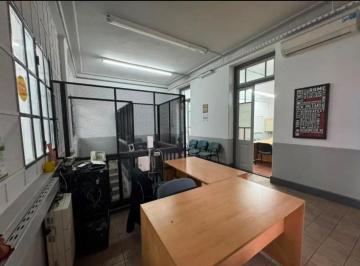 PH de 8 ambientes, Quilmes · Excepcional PH Comercial en Venta en El Centro de Quilmes