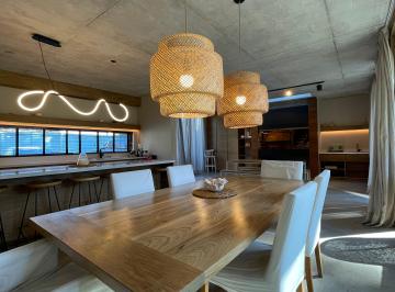 Casa de 5 ambientes, Mar del Plata · Casa de Diseño en Bosque Peralta Ramos Mar del Plata | 6 Personas