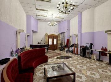 Casa · 990m² · 6 Ambientes · Venta de Casa 1000 m² en Monserrat Oportunidad