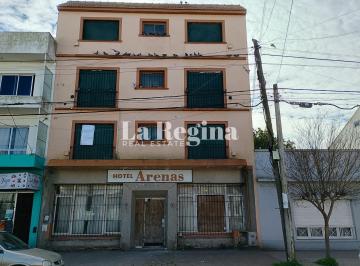 Edificio · Edificio Comercial, Miramar