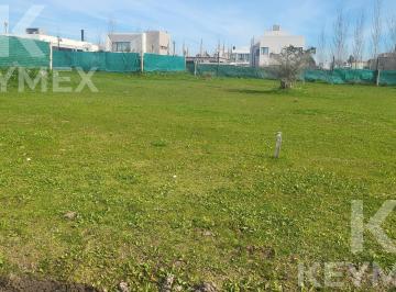 Terreno · 550m² · Terreno/lote en Venta en Barrio Cerrado, Joaquin Gorina, La Plata