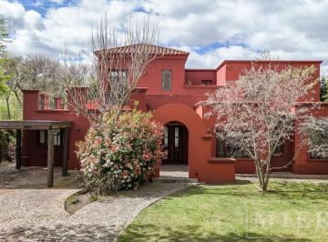 Casa · 328m² · 5 Ambientes · 3 Cocheras · Casa en Venta Sobre Lote Interno en El Barrio La Celina Ingeniero Maschwitz