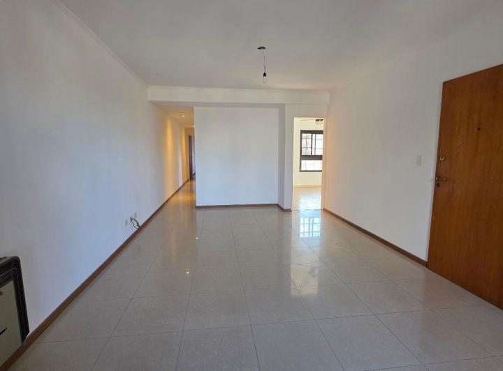 Departamento · 70m² · 3 Ambientes · 1 Cochera