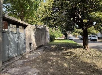 Terreno · 124m² · Lote en Venta en El Casco - Diagonal 96 E/ Plaza 19 de Nov. y 26 (44y25) - La Plata