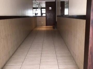 Departamento · 37m² · 2 Ambientes · Depto. 2 Ambientes a La Calle C/balcon