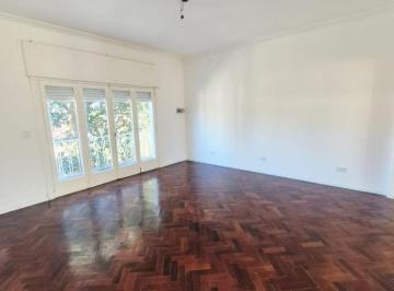 PH de 3 ambientes, Morón · Alquiler PH 3 Ambientes Al Frente con Balcón y Terraza Propia – Morón