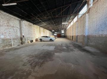 Bodega-Galpón · 407m² · Se Vende Galpón Ideal P/uso Comercial - Lavalle 643