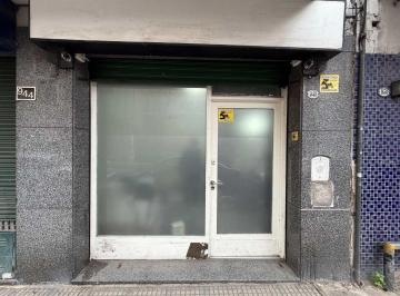 Local comercial · 27m² · Local a La Calle Barracas Venta Oportunidad