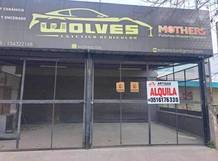 Local comercial · 140m² · 2 Ambientes · 1 Cochera