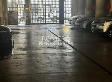 Garage · 17m² · Venta de Cochera en Almagro