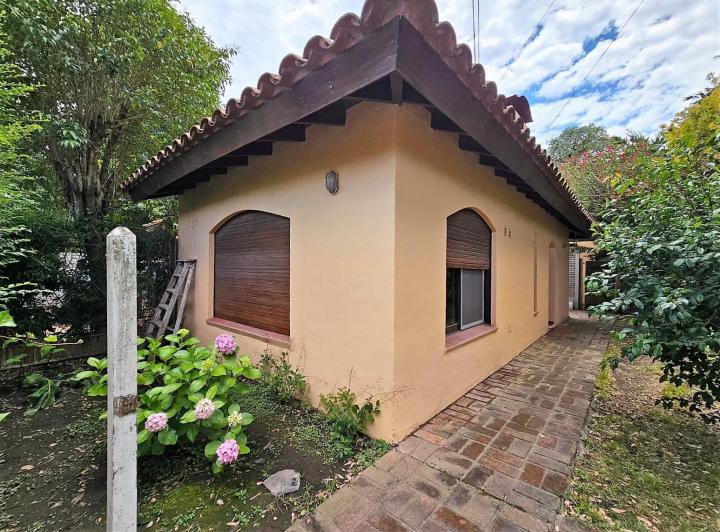 Casa · 50m² · 2 Ambientes · 1 Cochera
