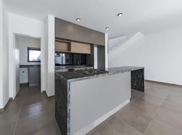 Casa · 142m² · 4 Ambientes · 2 Cocheras · Dúplex a Estrenar · 3 Dorm. · Docta · Todos Los Servicios