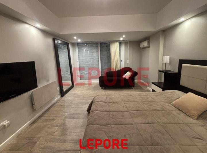 Departamento · 261m² · 5 Ambientes · 1 Cochera