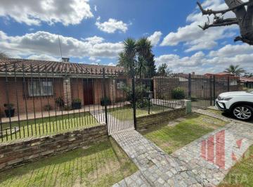 Casa de 4 ambientes, La Matanza · Casa en Venta C/ Cochera en Ciudad Evita