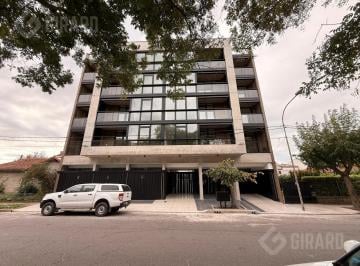 Departamento · 50m² · 2 Ambientes · 1 Cochera · Venta de Departamento 2 Ambientes a Estrenar con Cochera Descubierta Frente a La Plaza de Guemes