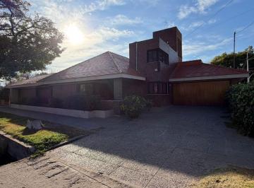 Casa de 8 ambientes, Las Heras · Casa en Venta en Las Heras, Mendoza